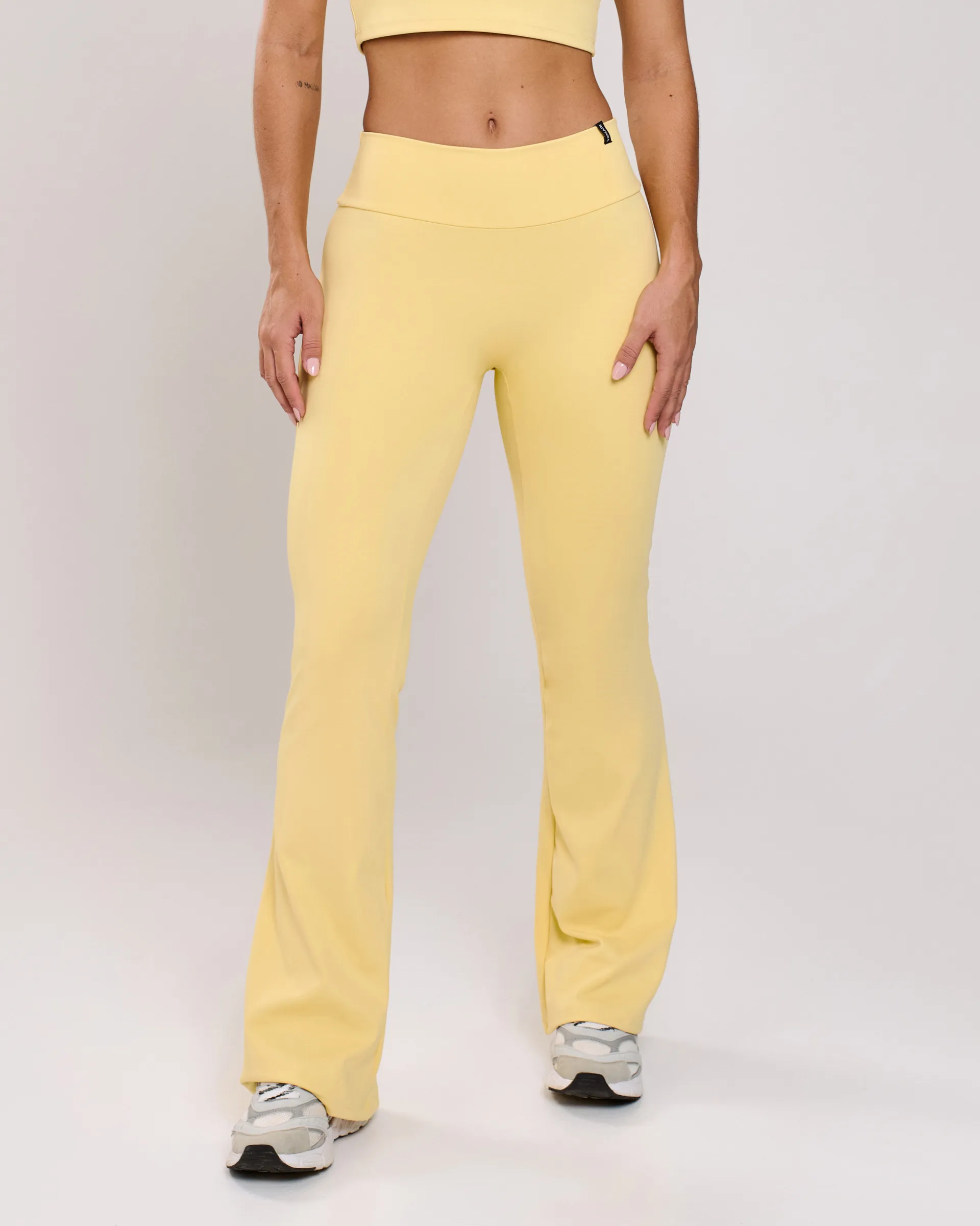 Calça Flare Gab  Amarelo
