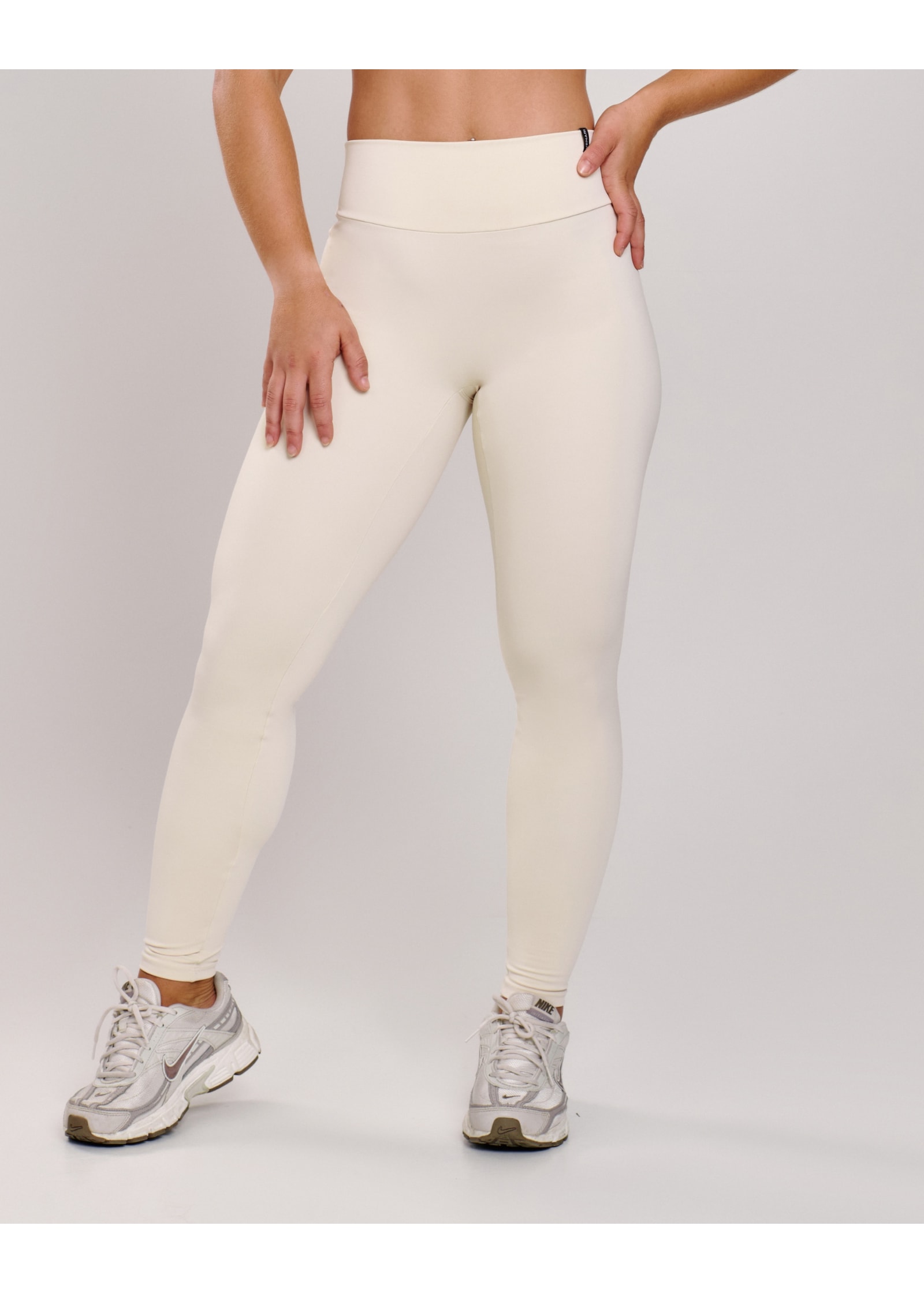 Calça Legging Aura Off White Ju Mamute