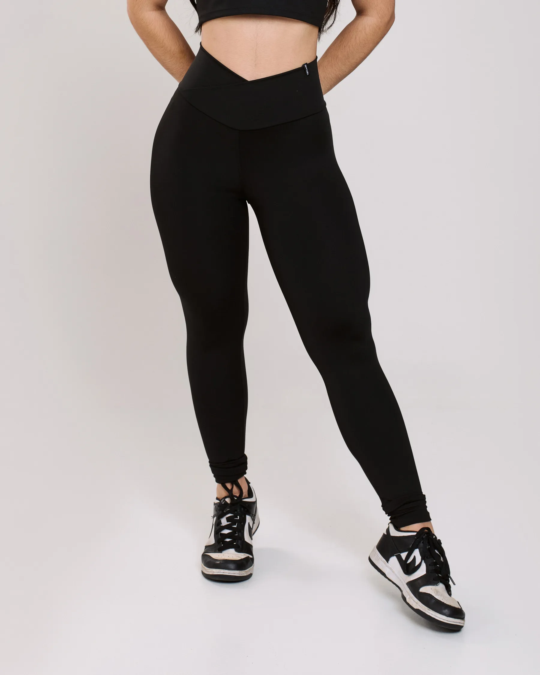 Calça Legging Cós Cruzado Gab Preta