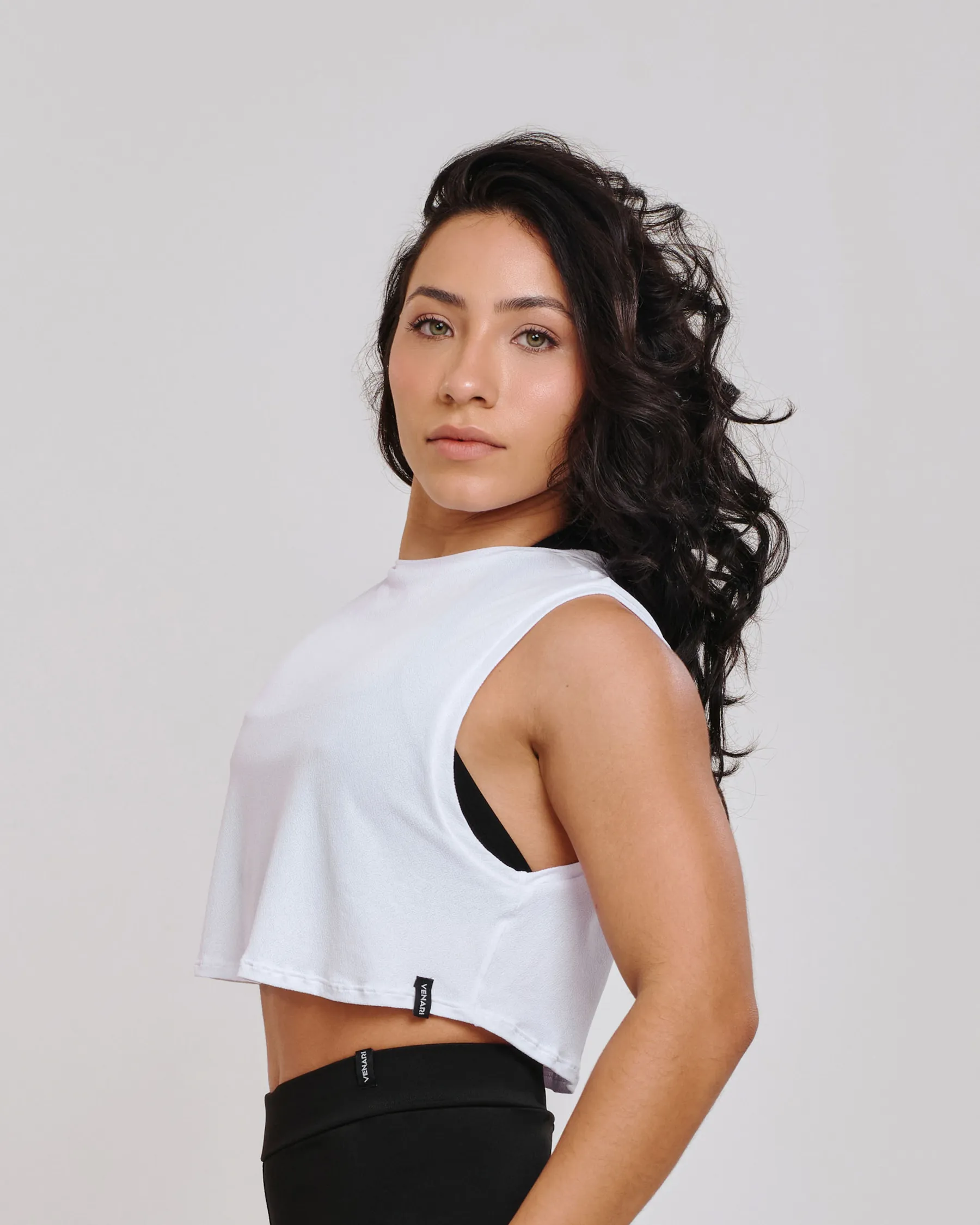 Cropped Isa Branco