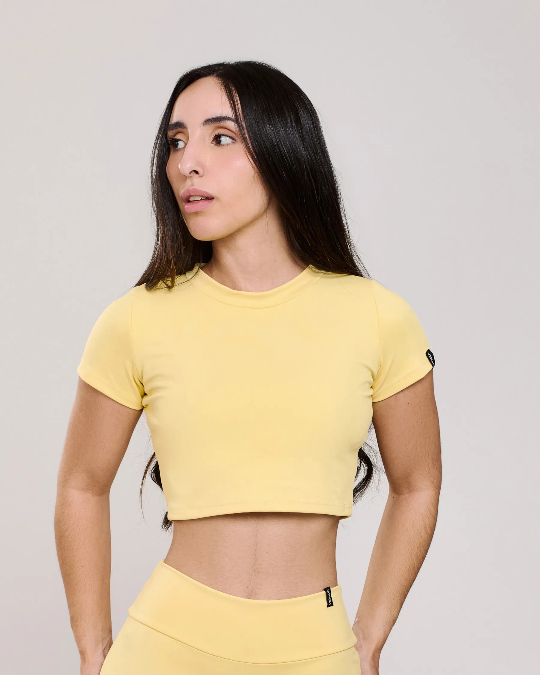 Cropped Manga Curta Gab Amarelo