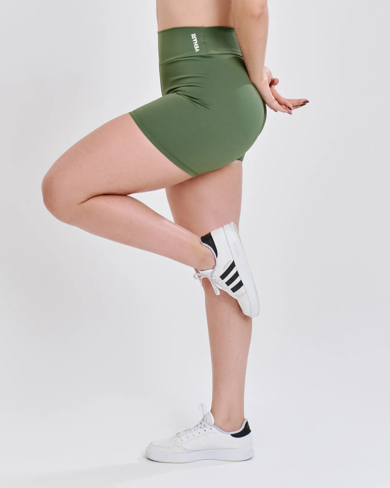 Short Pesponto Verde Militar Essential