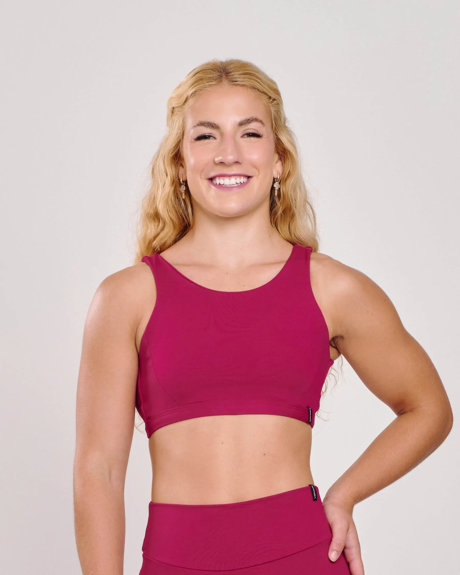 Top Cropped Aura Cereja Ju Mamute